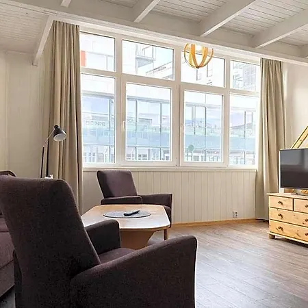 Svartisen Apartahotel 3*