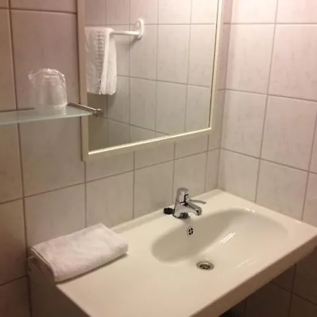 Svartisen Aparthotel 3*