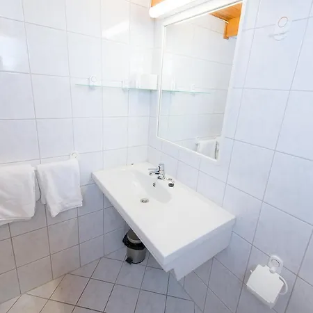 Svartisen Apartmanhotel 2*